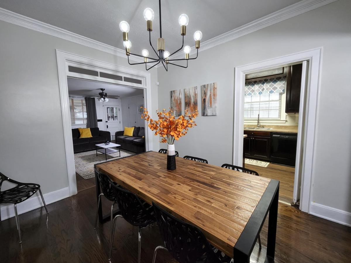 Spacious Centrally Located 3 Bed 2 Bath - Sleeps 8 Montgomery Exterior photo